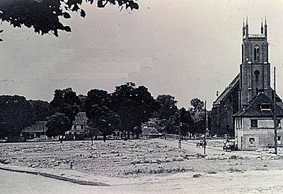 Dobiegniew -- Blick zum Marktplatz mit Kirche um 1955