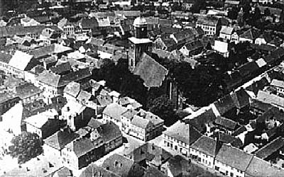 Friedeberg/Nm -- Gesamtansicht des Zentrums vor 1945