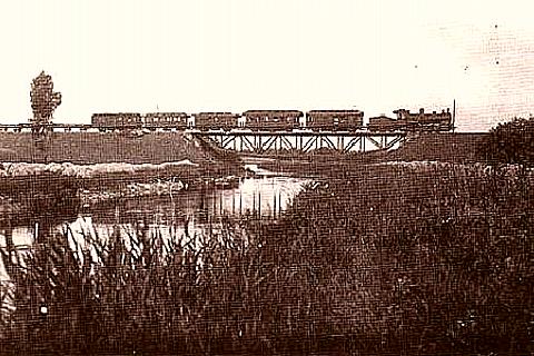 Bei Neuwedell -- Eisenbahnbr&uuml;cke bei Dragem&uuml;hle