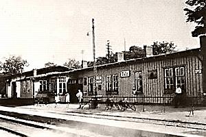 T&uuml;tz/Gm -- Bahnhof