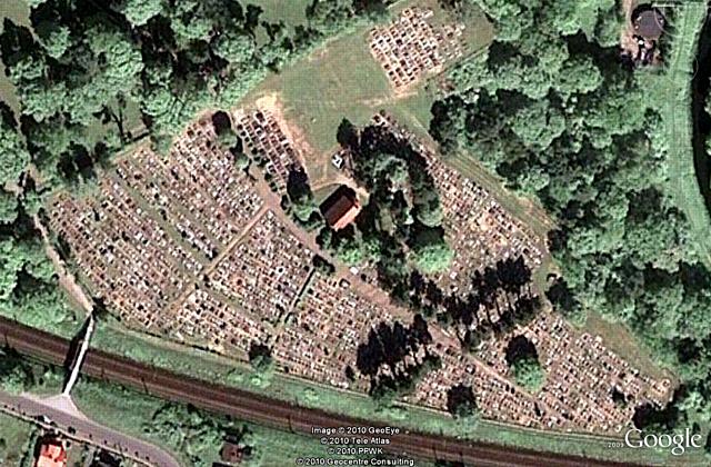 Dobiegniew -- Satelliten-Foto vom Friedhof im Mai 2009