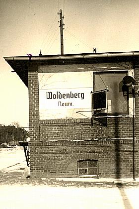 Woldenberg -- Bahn-Stellwerk