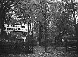 Woldenberg -- Eingang zu Ziebarths